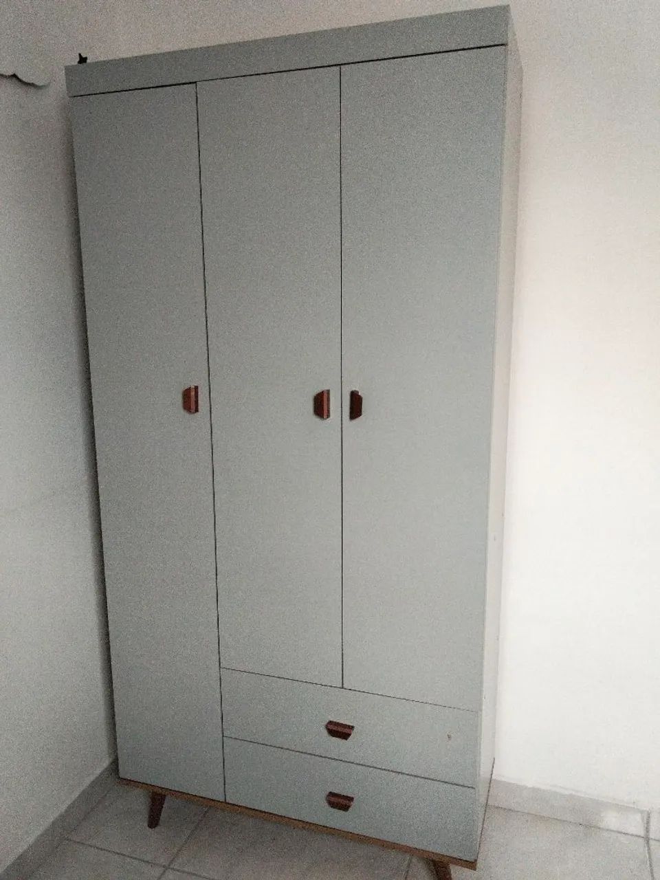 Guarda Roupa e Berço 3 em 1