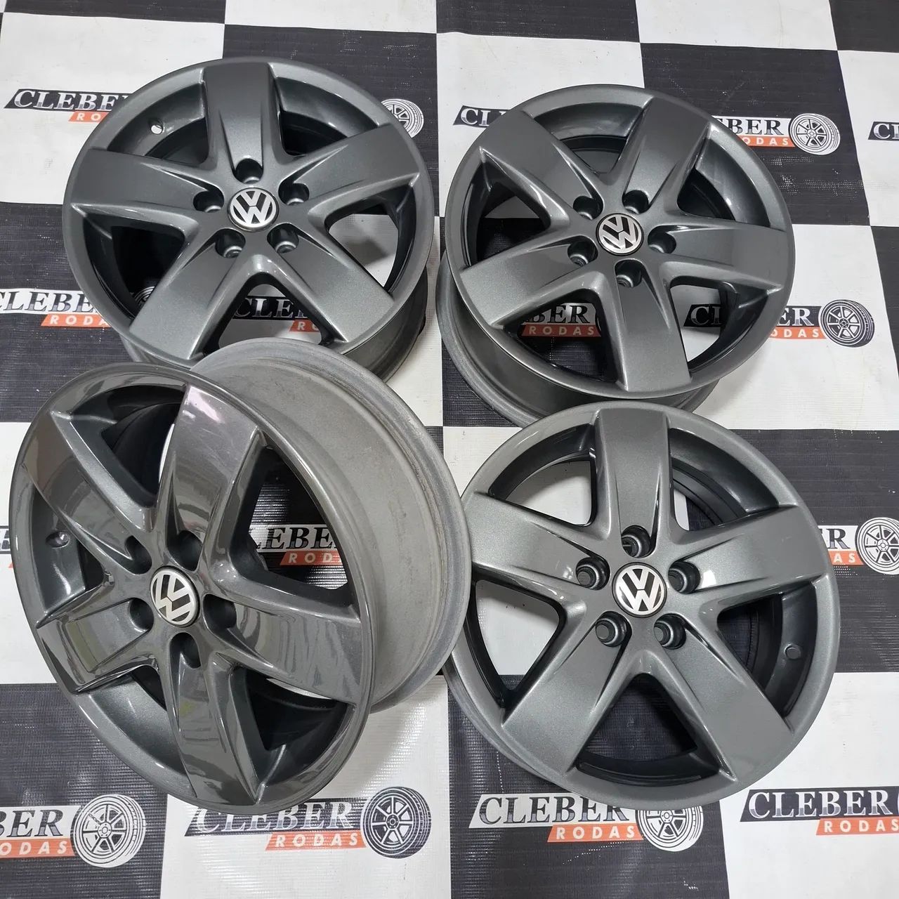 Rodas 15 vw Golf,Bora,Polo,Fox 5x100 Original vw<br> - Peças para