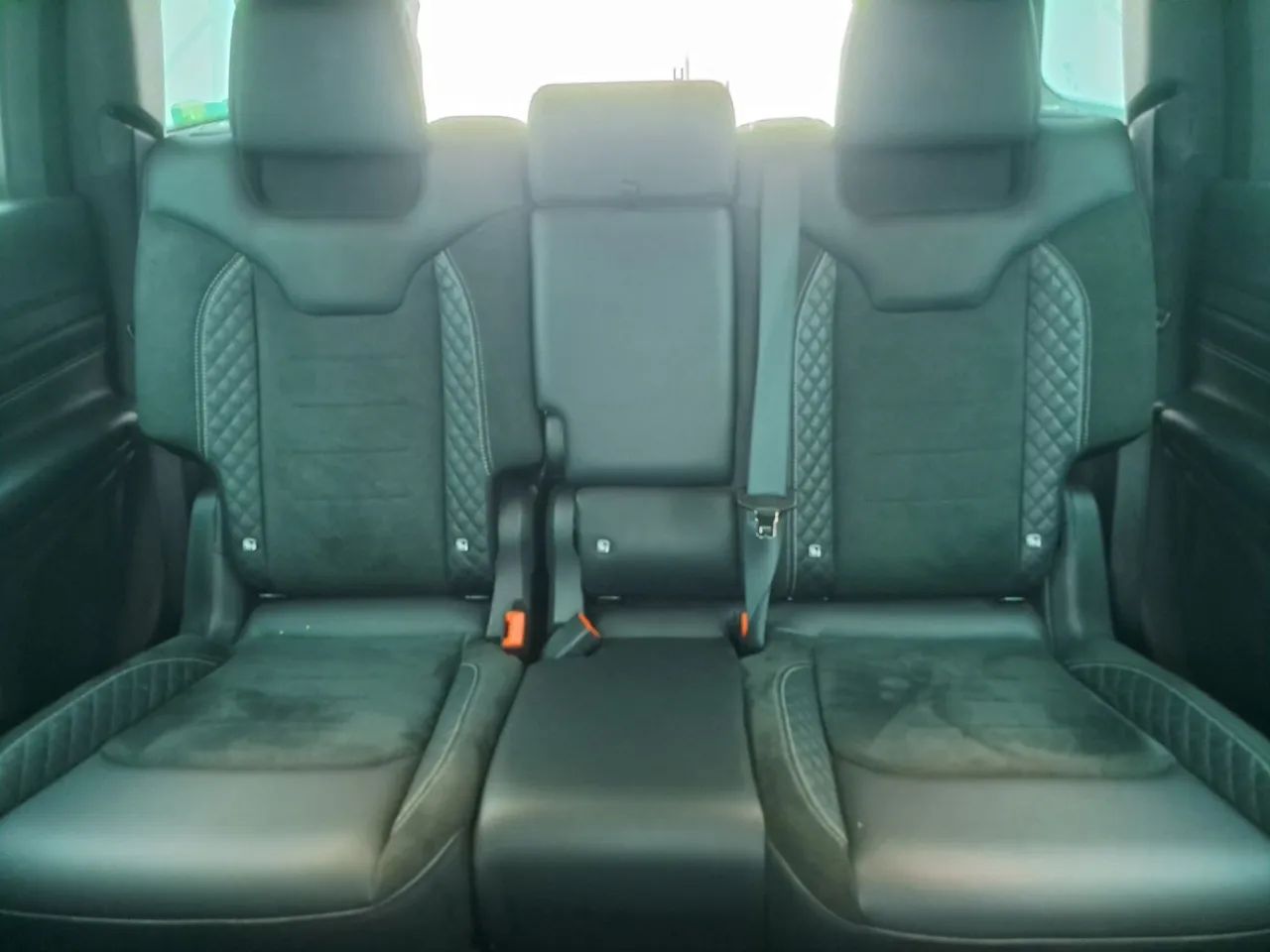 Jeep Commander Black Hurricane 2.0 4x4 TB Aut, foto 18 de 18