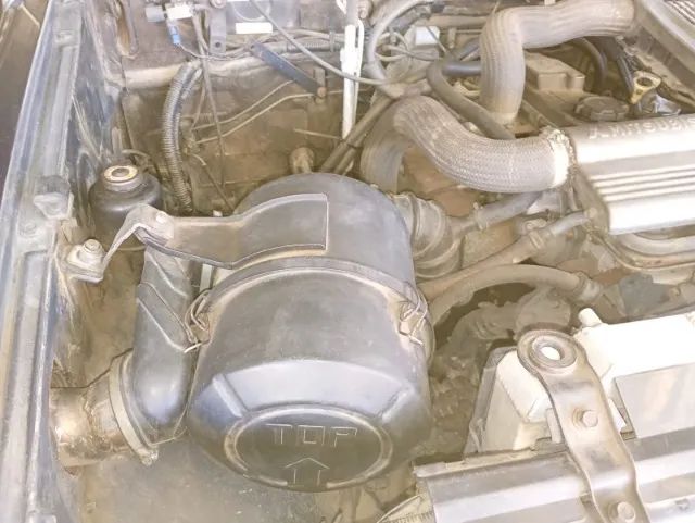 Mitsubishi Pajero GLS 2.8 Diesel Turbo Mec. 2000 - Foto 10