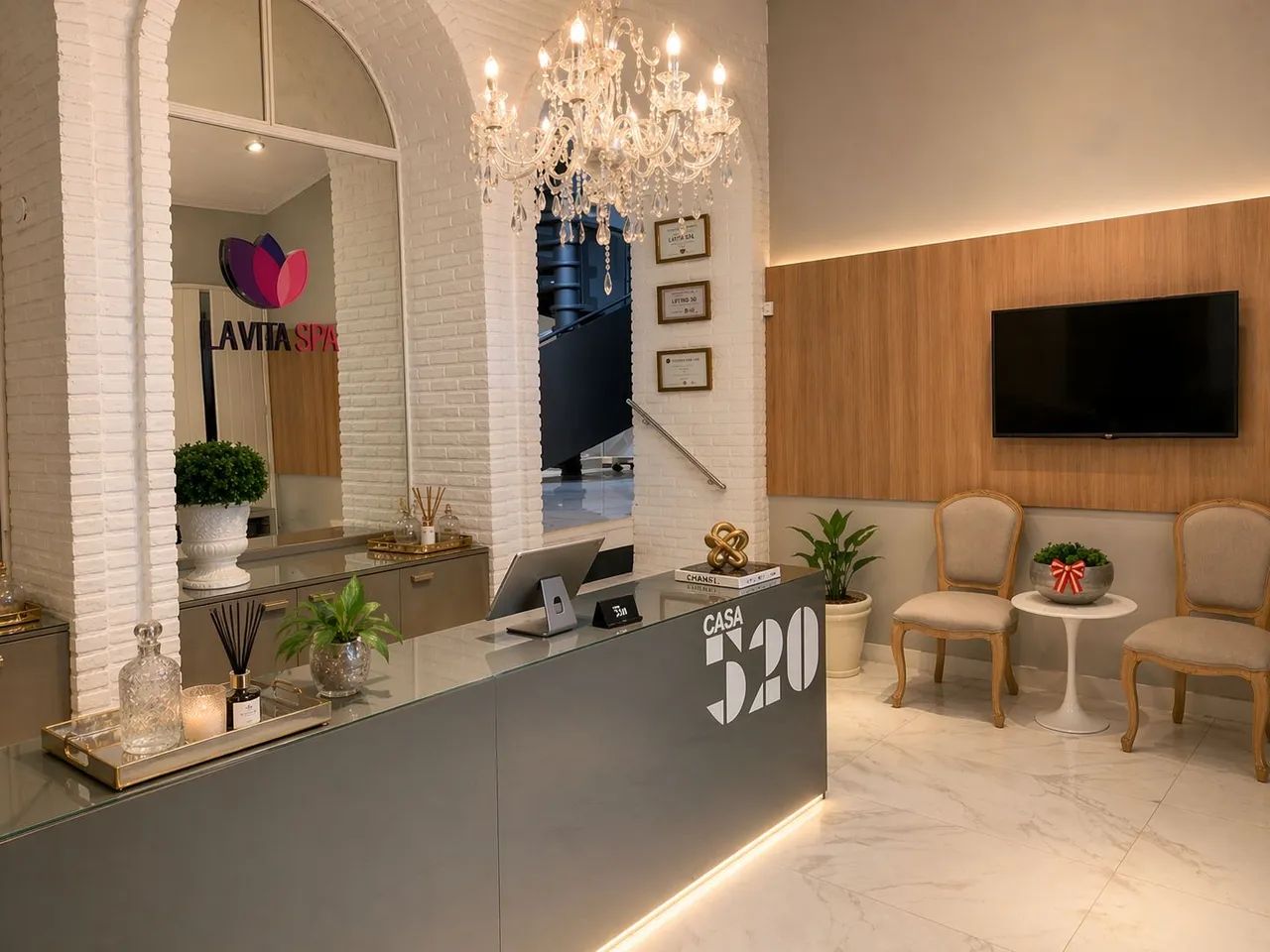Caminho das Árvores  25m - 40m Salas Comercias 