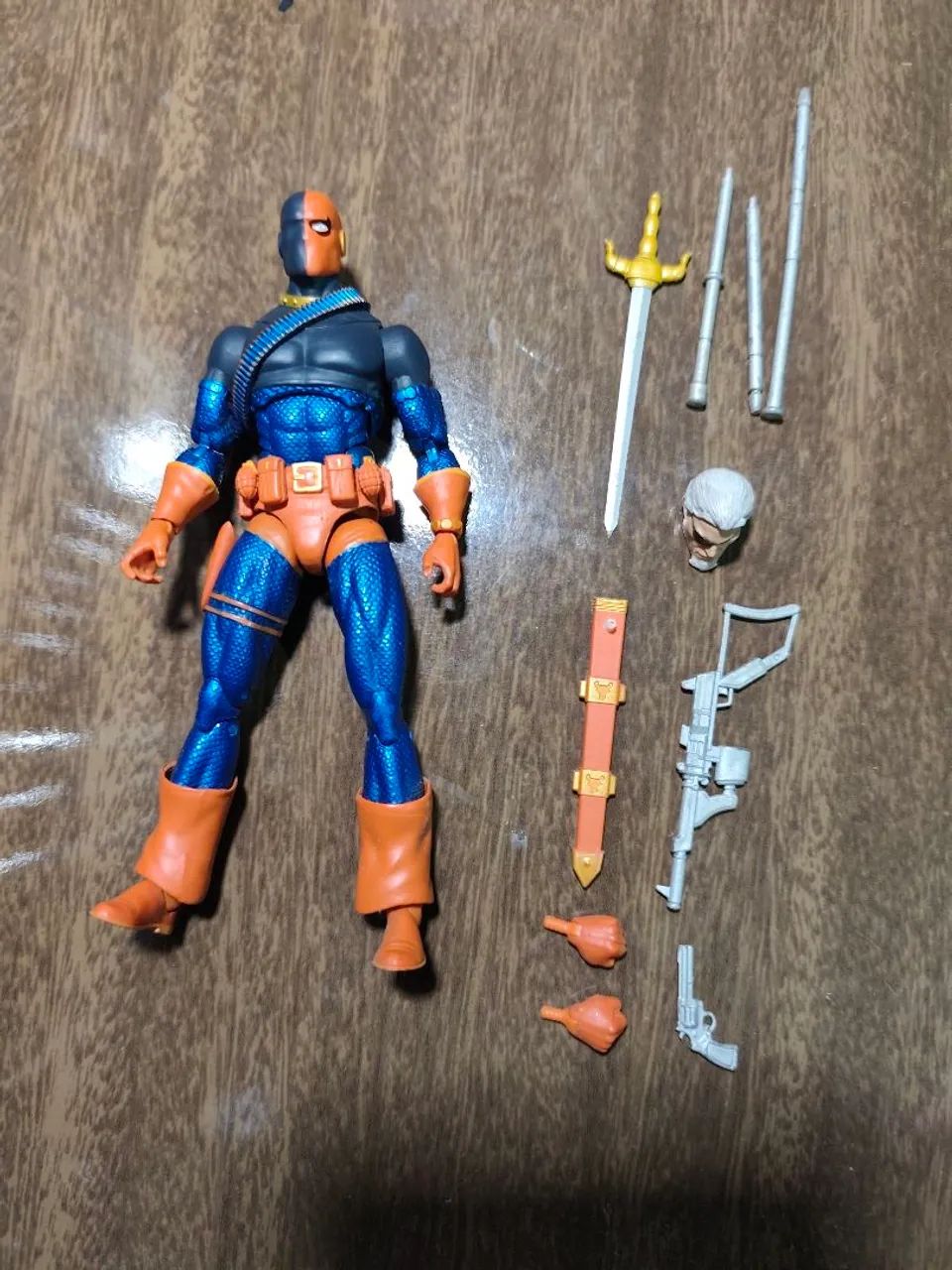 Exterminador/Deathstroke - DC ICONS