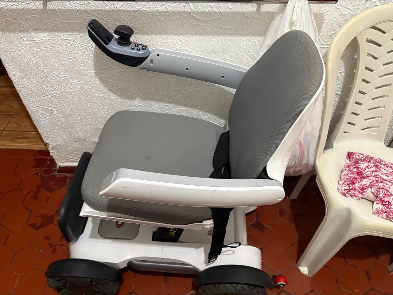 Cadeira de rodas elétrica  - Foto 2