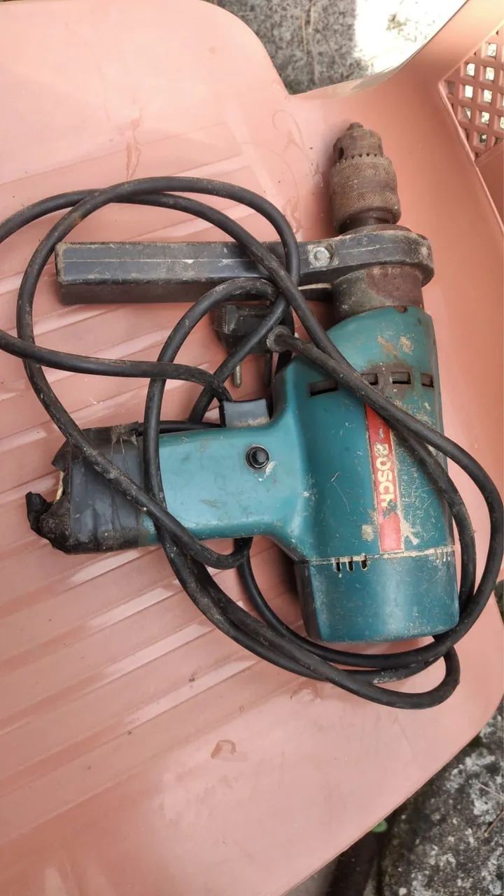 Furadeira Bosch 1