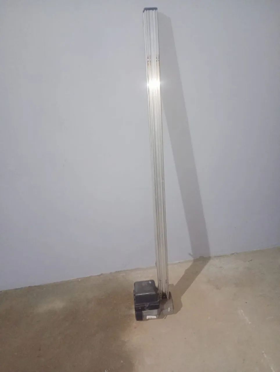 Motor de portão.