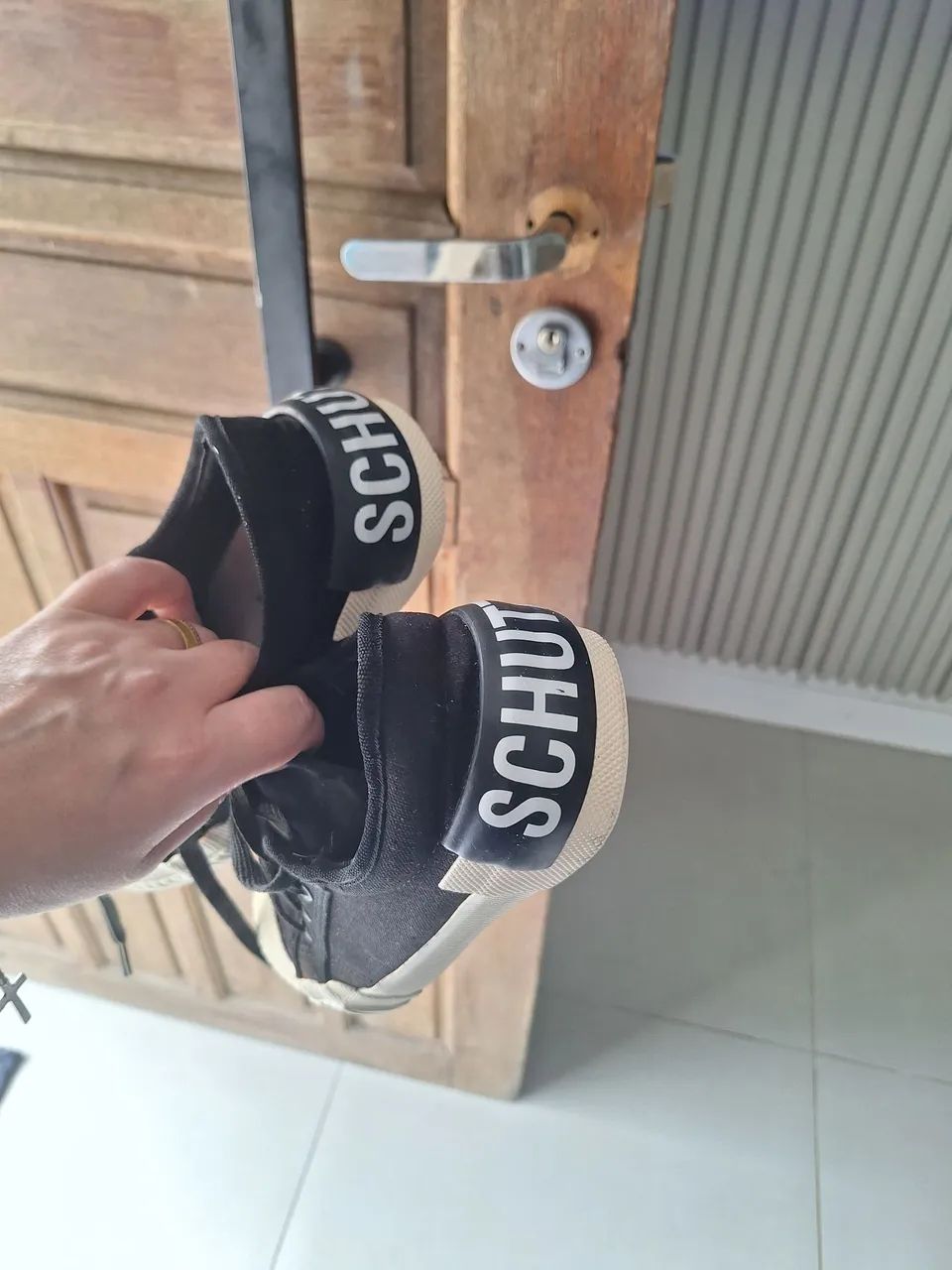 Tênis schutz preto