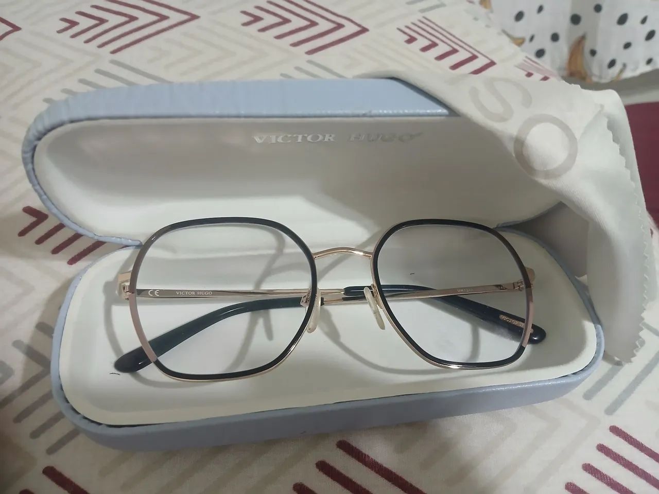 Armacao de óculos vitor hugo - Foto 2