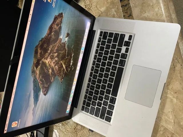 MAC book Catalina 8 ran  500 HD 256 ssd  Tela de 18 polegadas Ful led - Foto 3