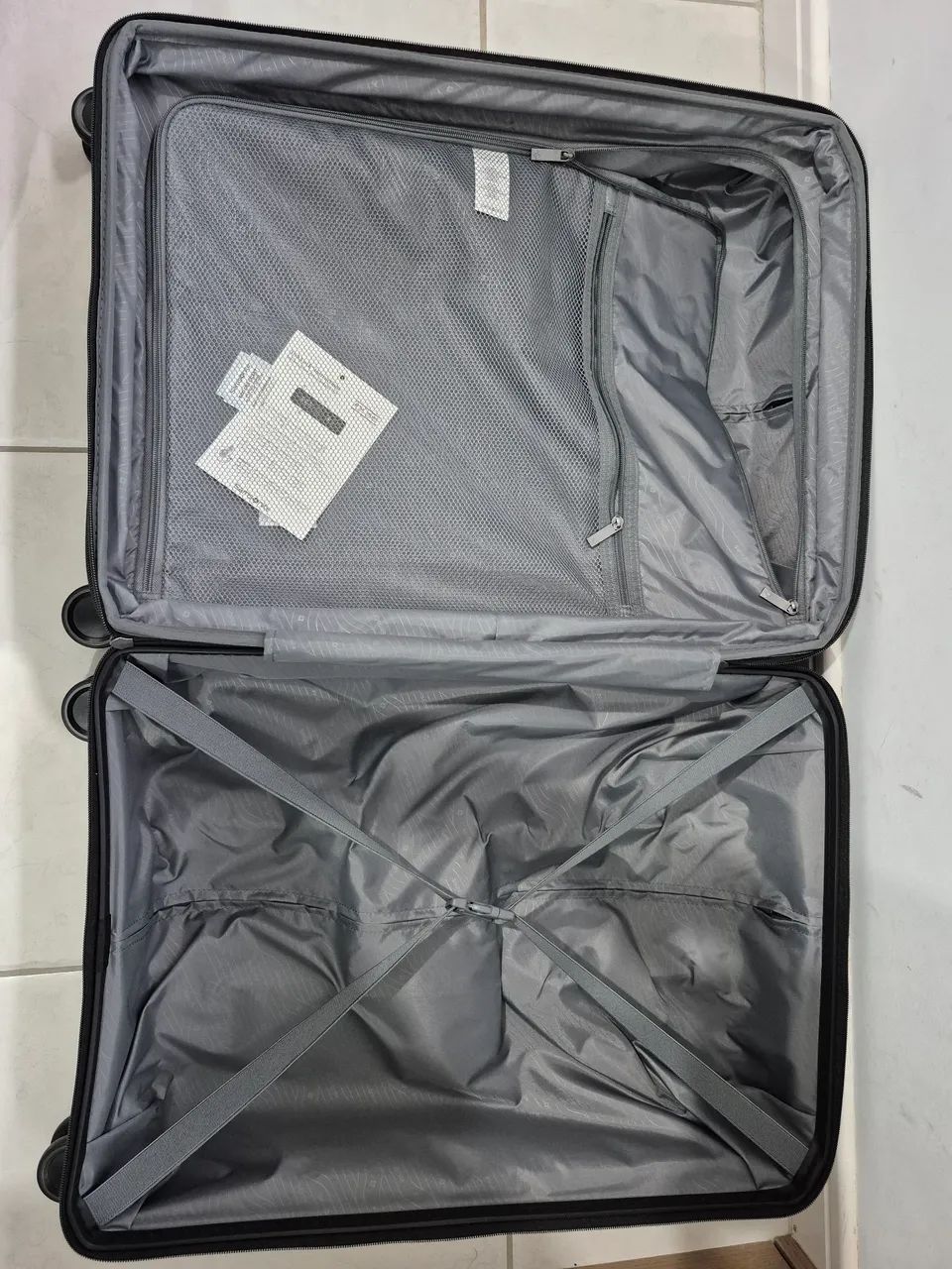 Oportunidade! Mala Samsonite Media Nova.