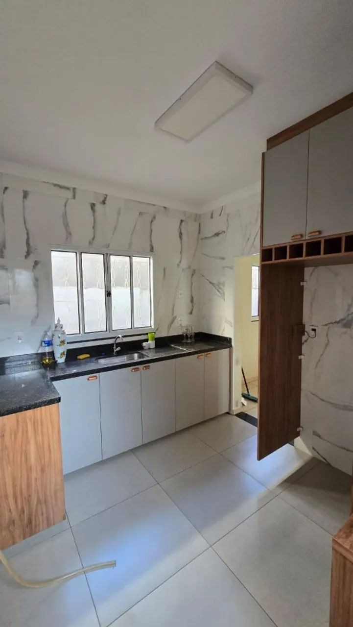 Casa na Av José Ferreira de Azambuja  - Foto 3