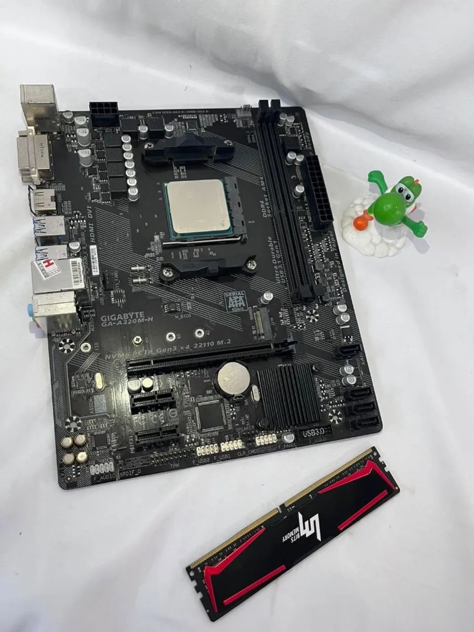 KIT PLACA AM4 + ATHLON 3000G + 4 GB RAM  - Foto 2