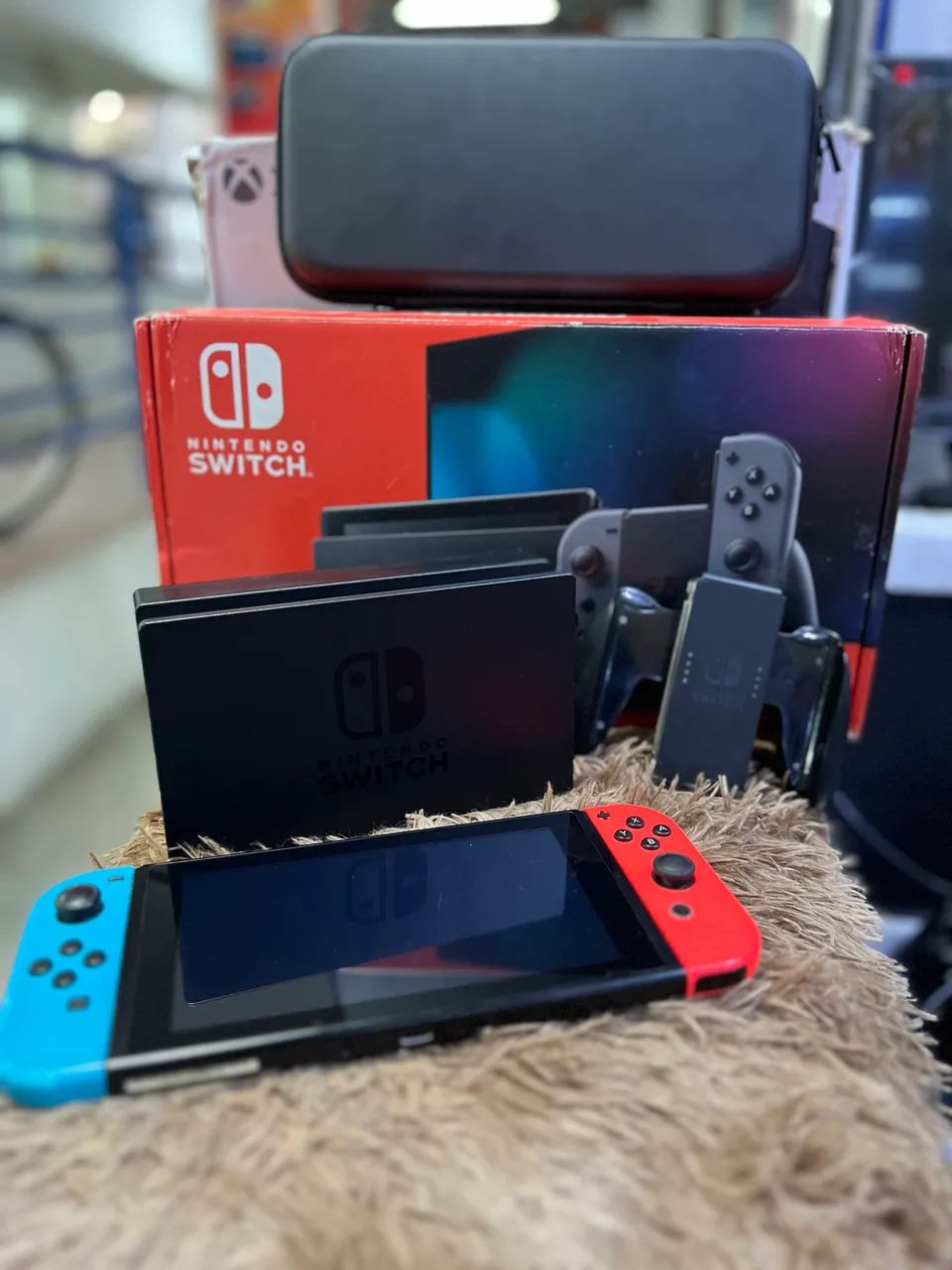 NINTENDO SWITCH  ORIGINAL COMPLETO COM BAG - Foto 2