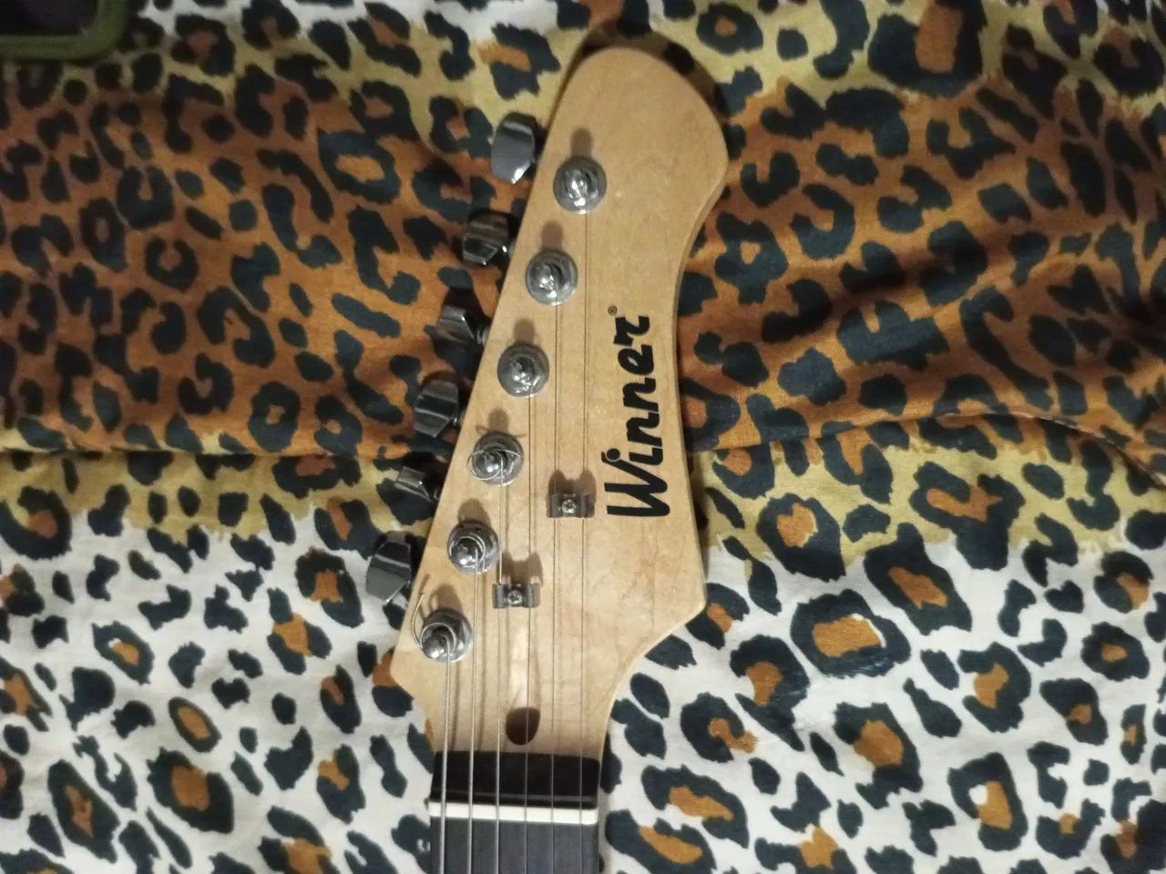 Guitarra stratocaster - Foto 4