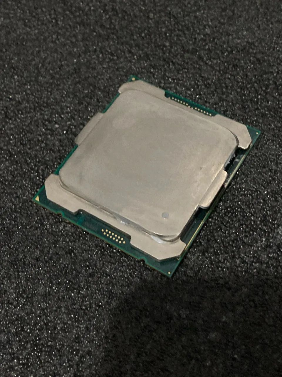 E5 2667 v4 - Foto 2