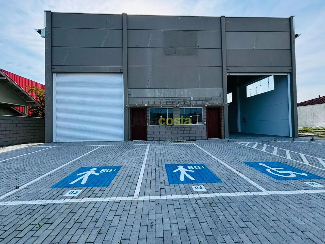 Galpão para Locação em Biguaçu com 880m² e 4 Banheiros - Foto 2