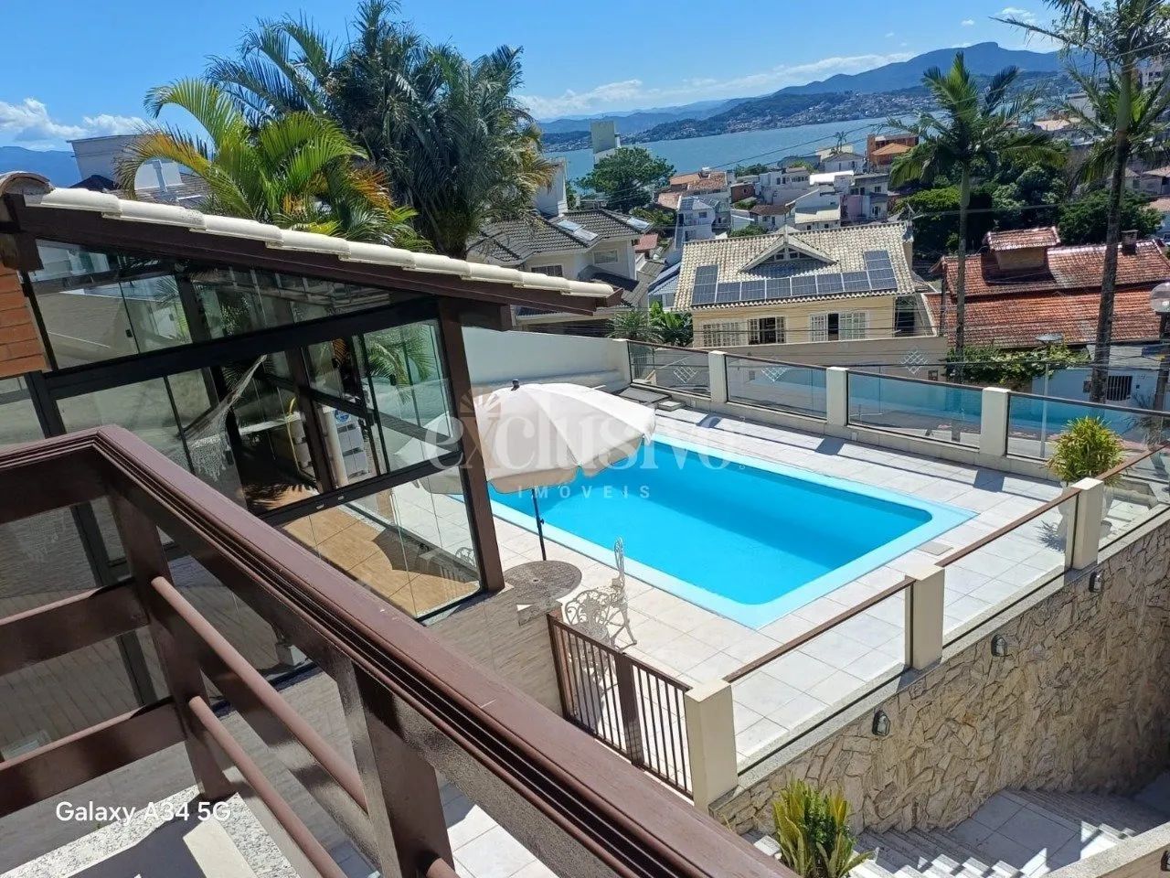 Ampla casa no Abraão com vista para o mar com piscina e área gourmet - Foto 3