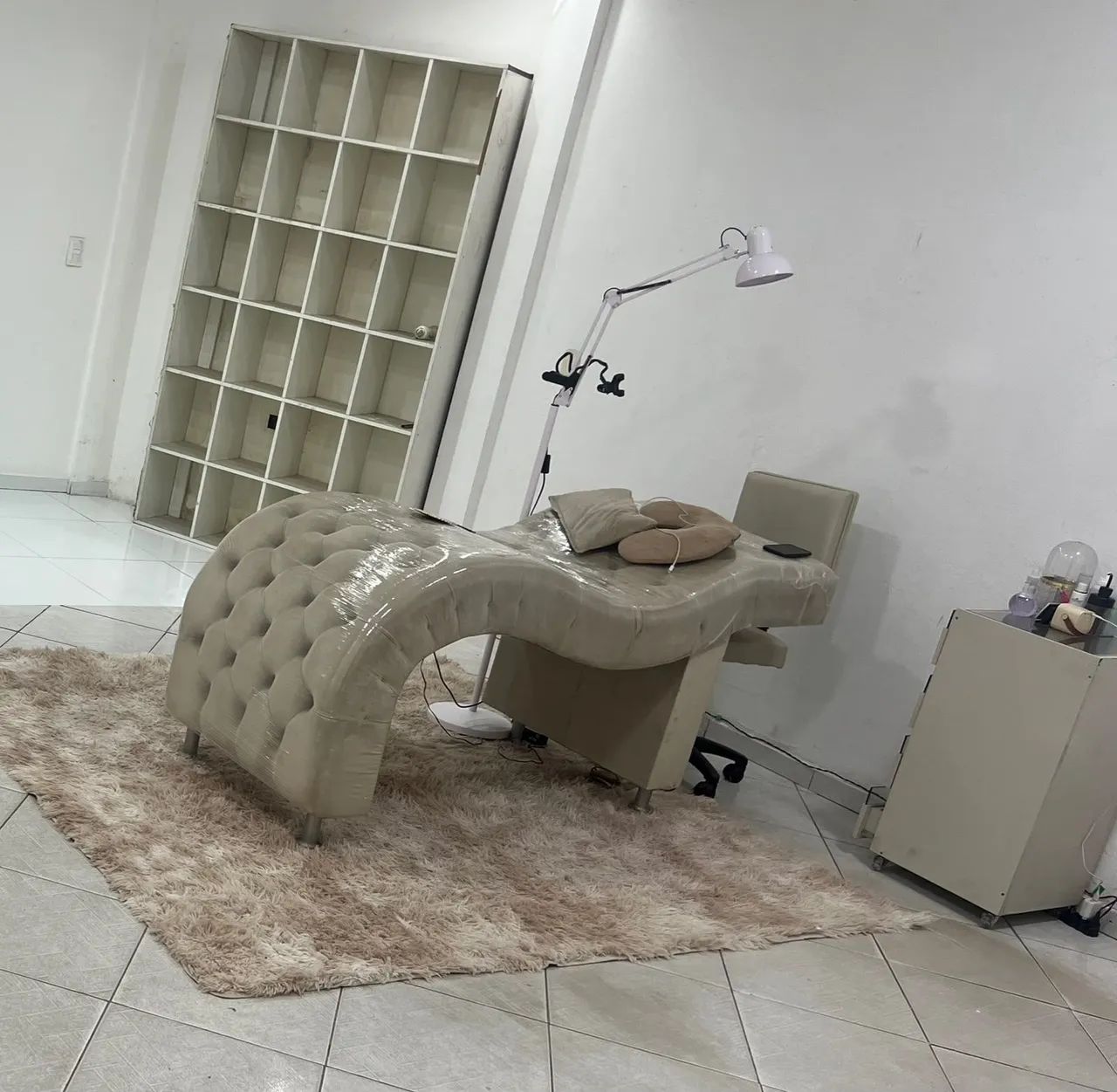 Maca com massageador e cadeira  - Foto 2