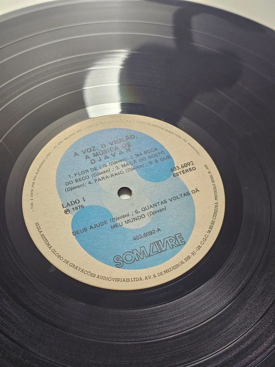 Vinil Djavan - A voz, o violão, a música de Djavan - Foto 3