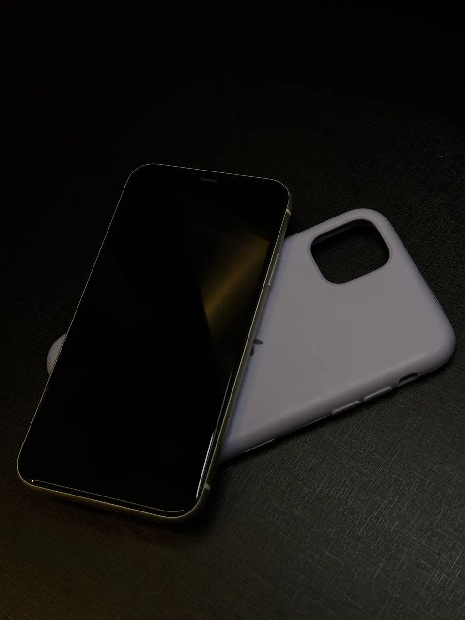 iPhone 11 Branco excelente estado de conservação