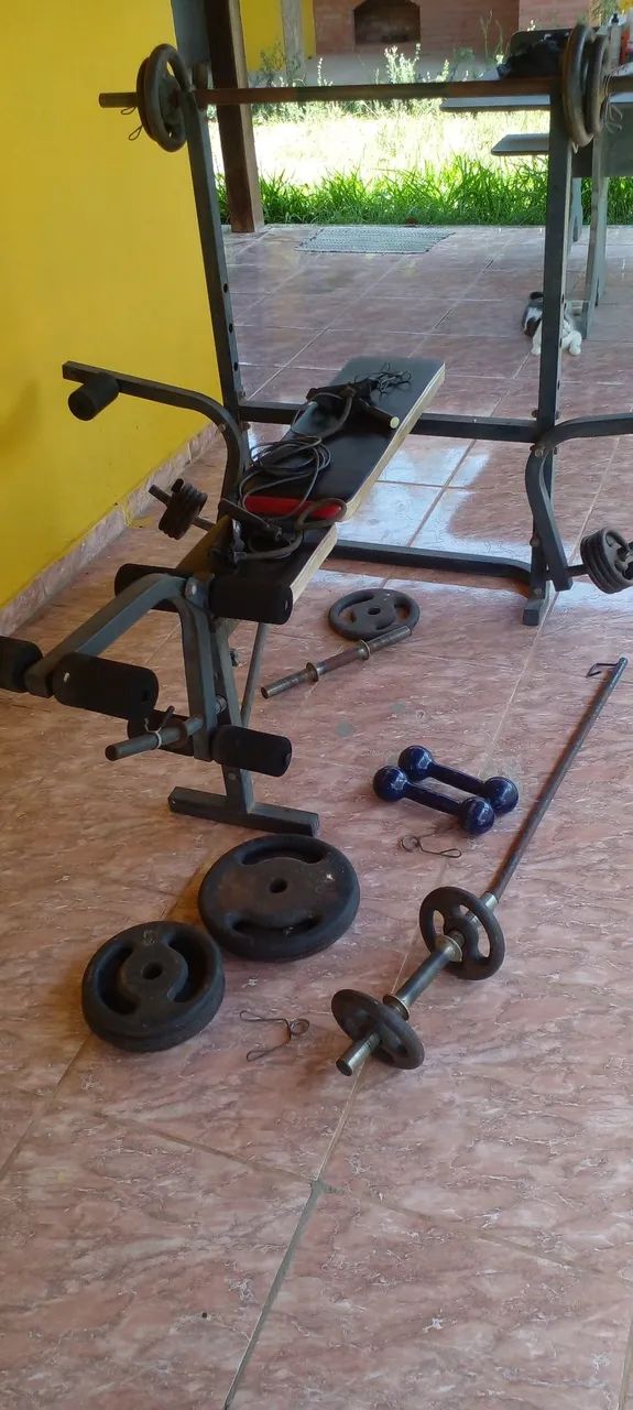Vendo estação de musculação