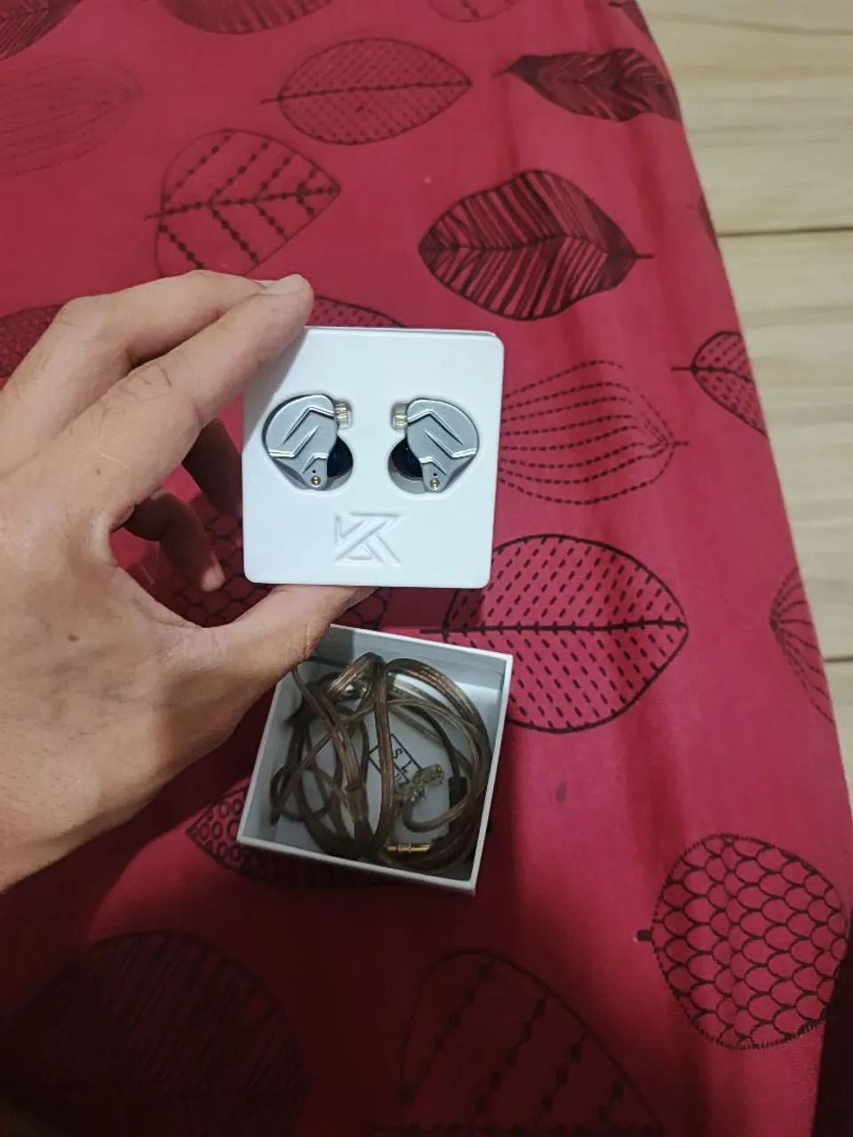 Fone de ouvido (Kz)  - Foto 2