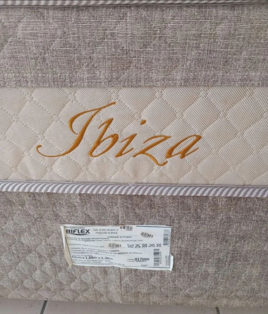 Cama Box Casal Semi Nova