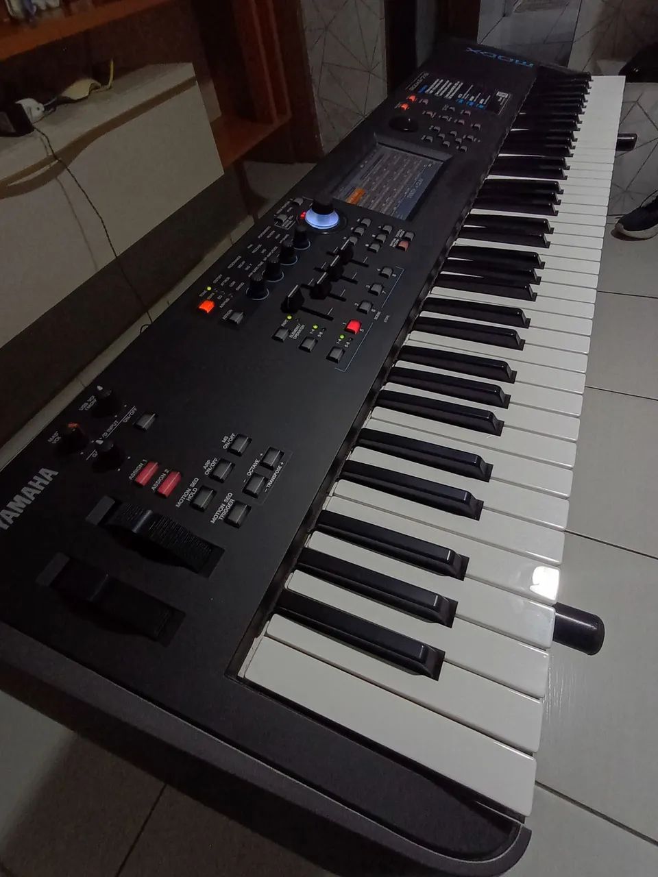 Teclado Yamaha MODX7 - Foto 2