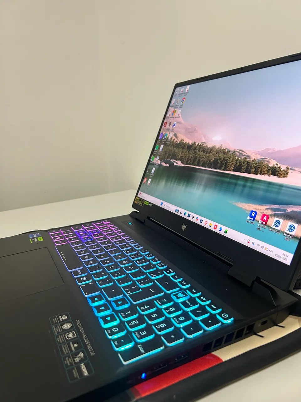 Notebook predator Helios Neo core i7 RTX 4060 Windows 11  - Foto 4