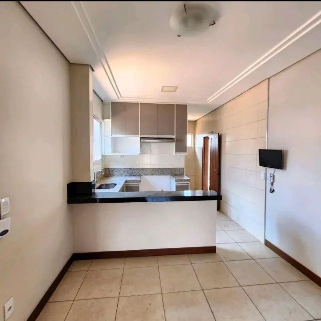 vende se imovel mobiliado 3 quartos - Foto 3
