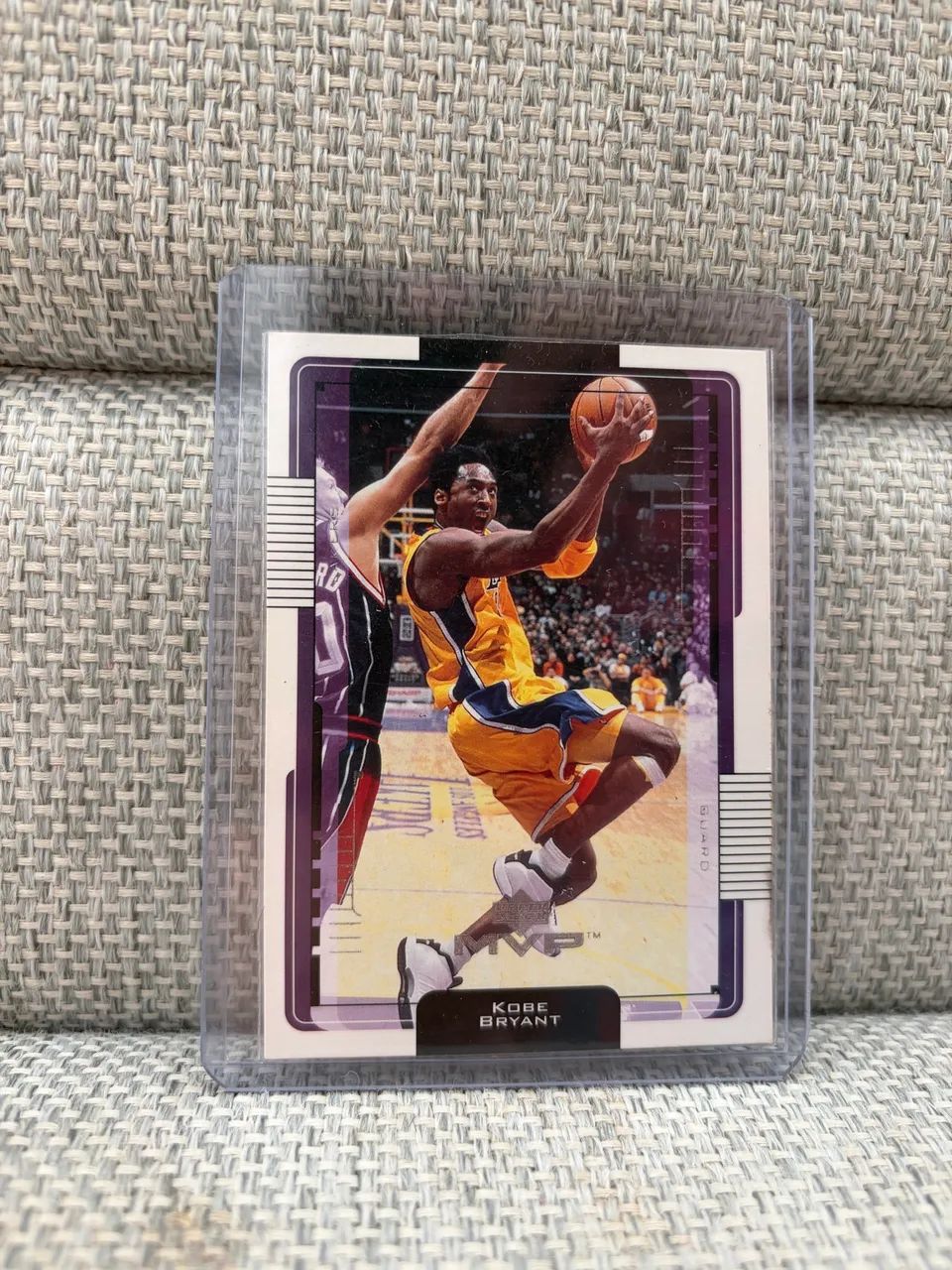 Kobe Bryant 2001 Upper Deck MVP #78 - Los Angeles Lakers - Foto 2