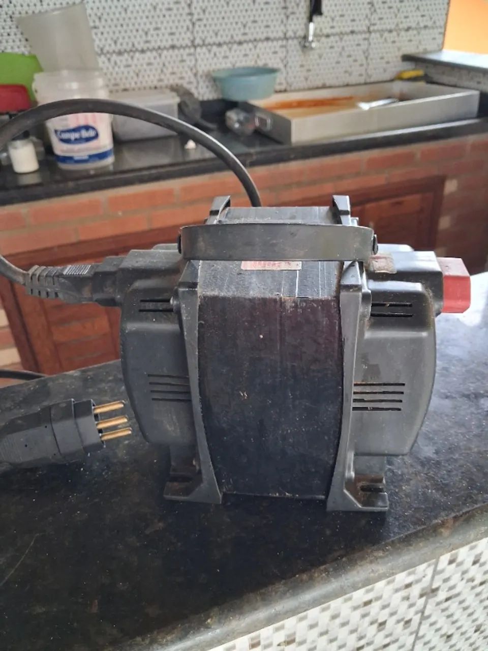 Transformador 5000vá, 110v para 220v