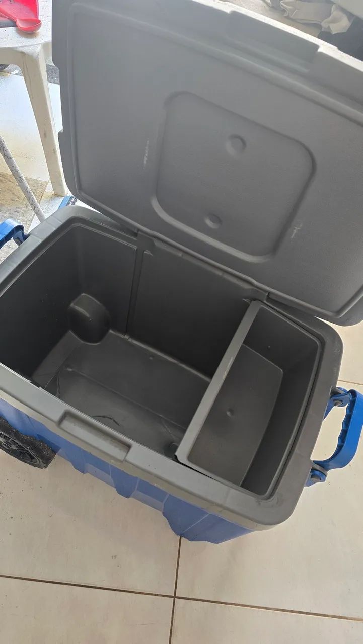 Cooler Com Rodinhas e  Alça Transporte | 54L - Foto 3