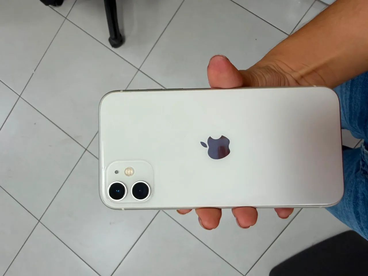 iPhone 11 64 g  - Foto 3
