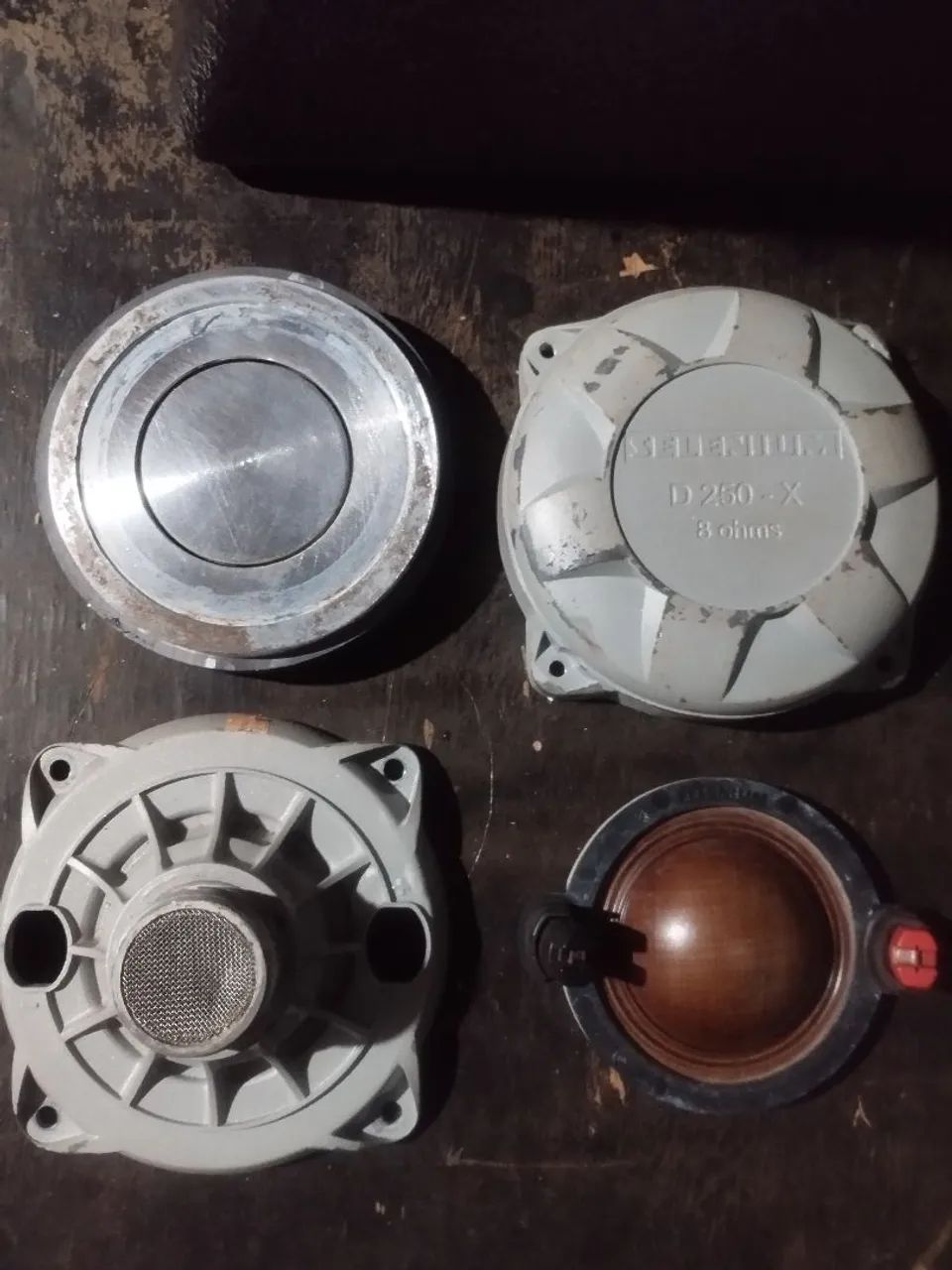 Corneta d250x