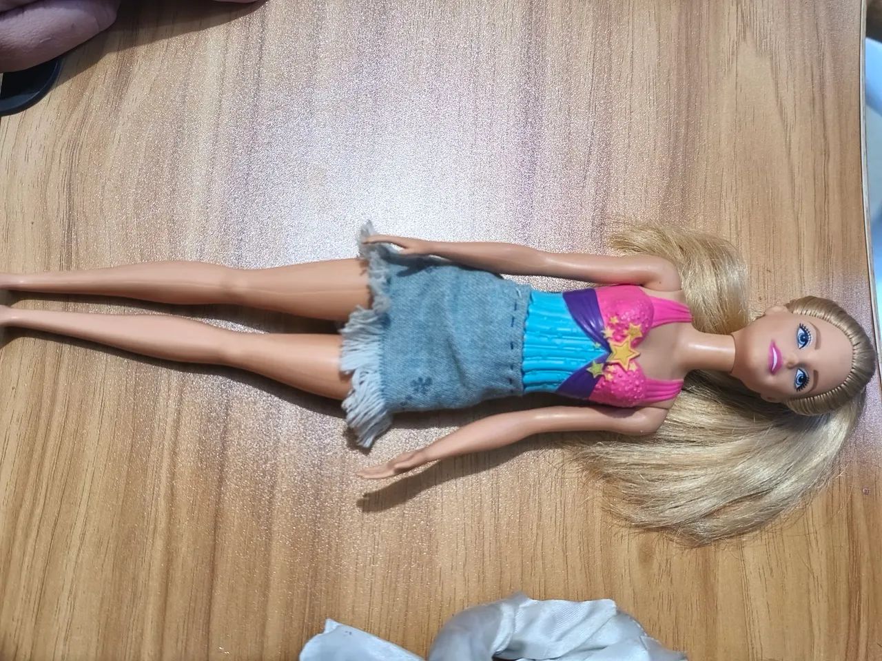 Lote duas bonecas barbie cabelos cheios 