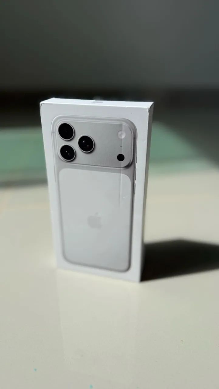 IPHONE 17 PRO Max 256gb -Silver 