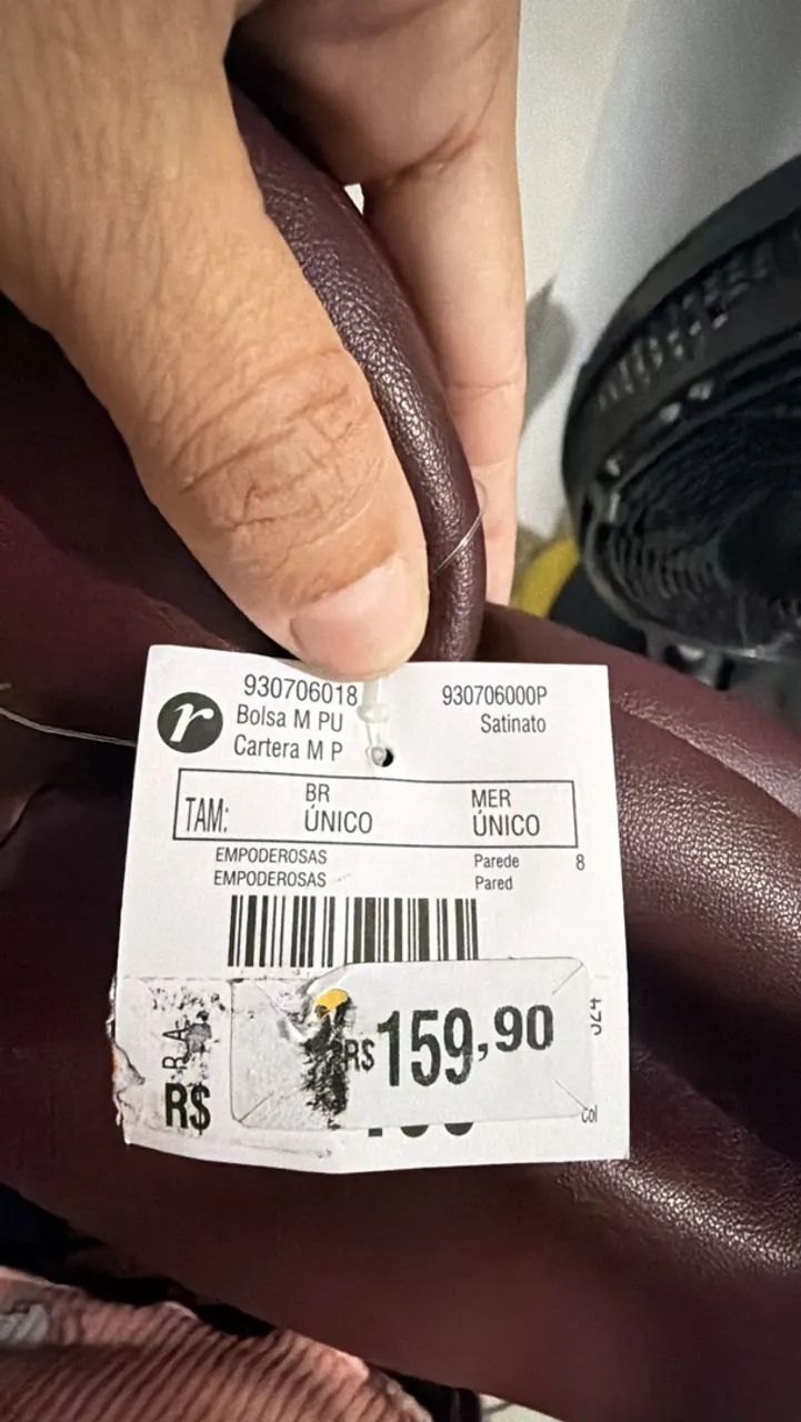 Bolsa média cor vinho  - Foto 3