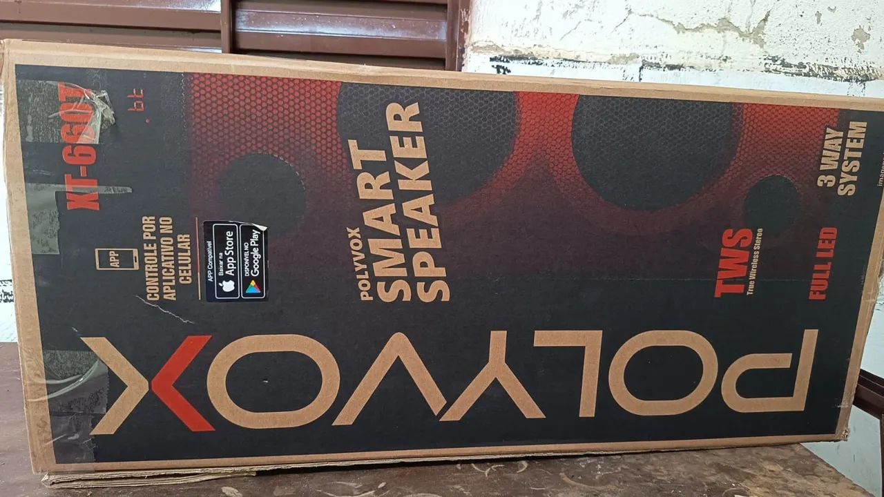 Caixa de som polyvox 