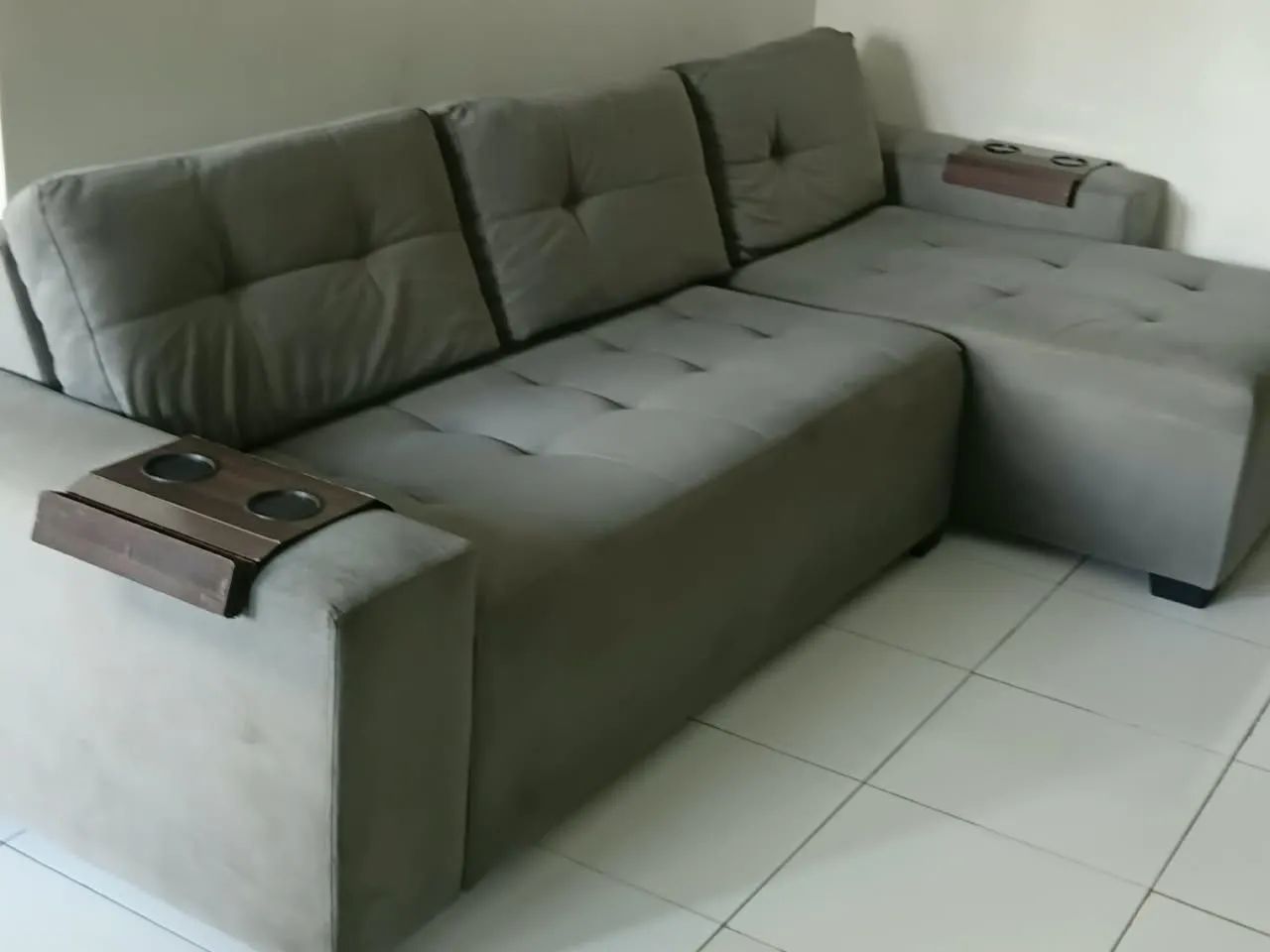 Sofá com Chaise