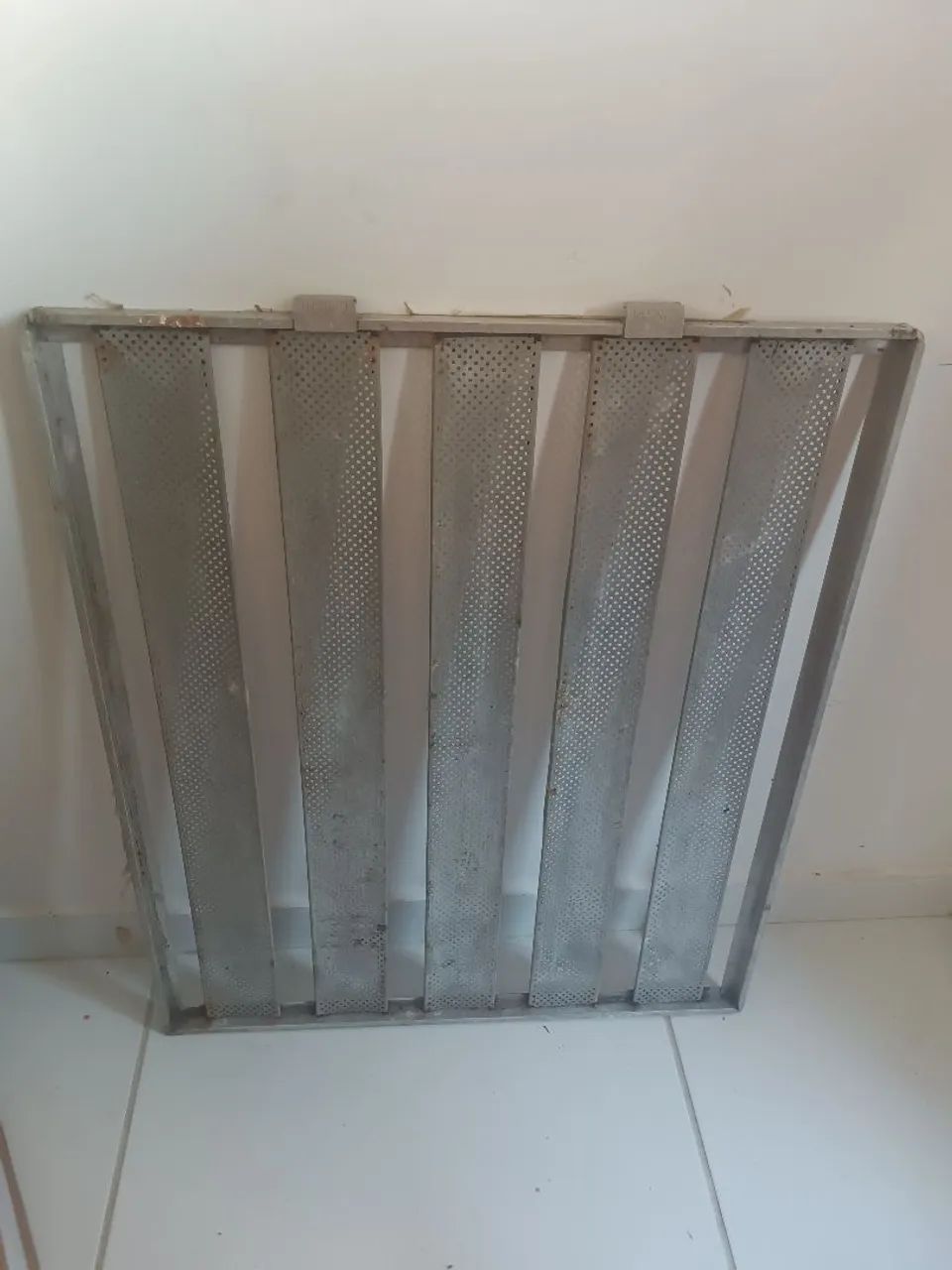 Tela e forma de pão 