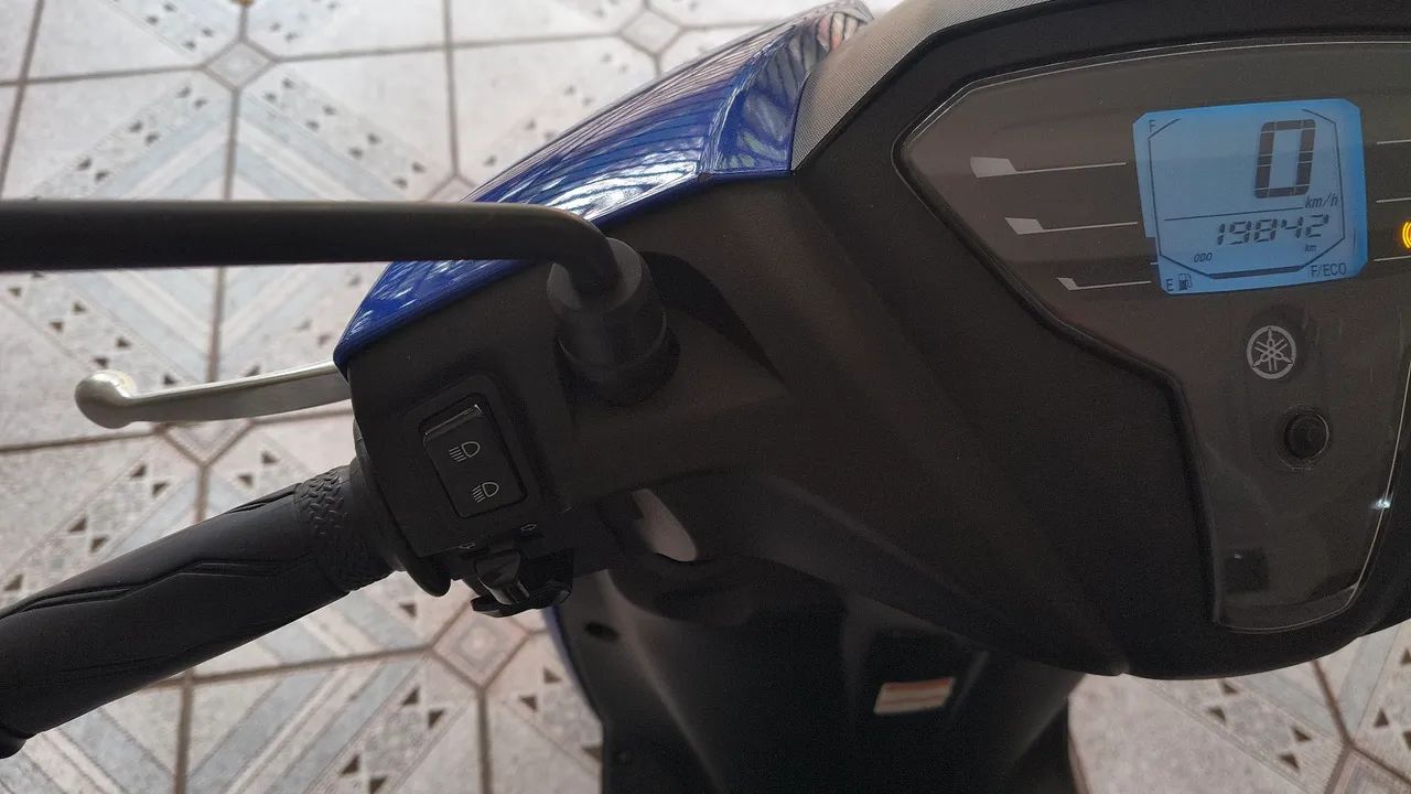 Vendo Yamaha fluo  - Foto 4