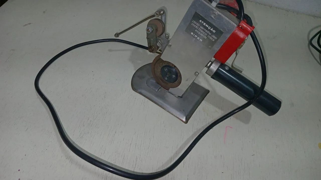 Maquina de cortar tecidos  - Foto 4