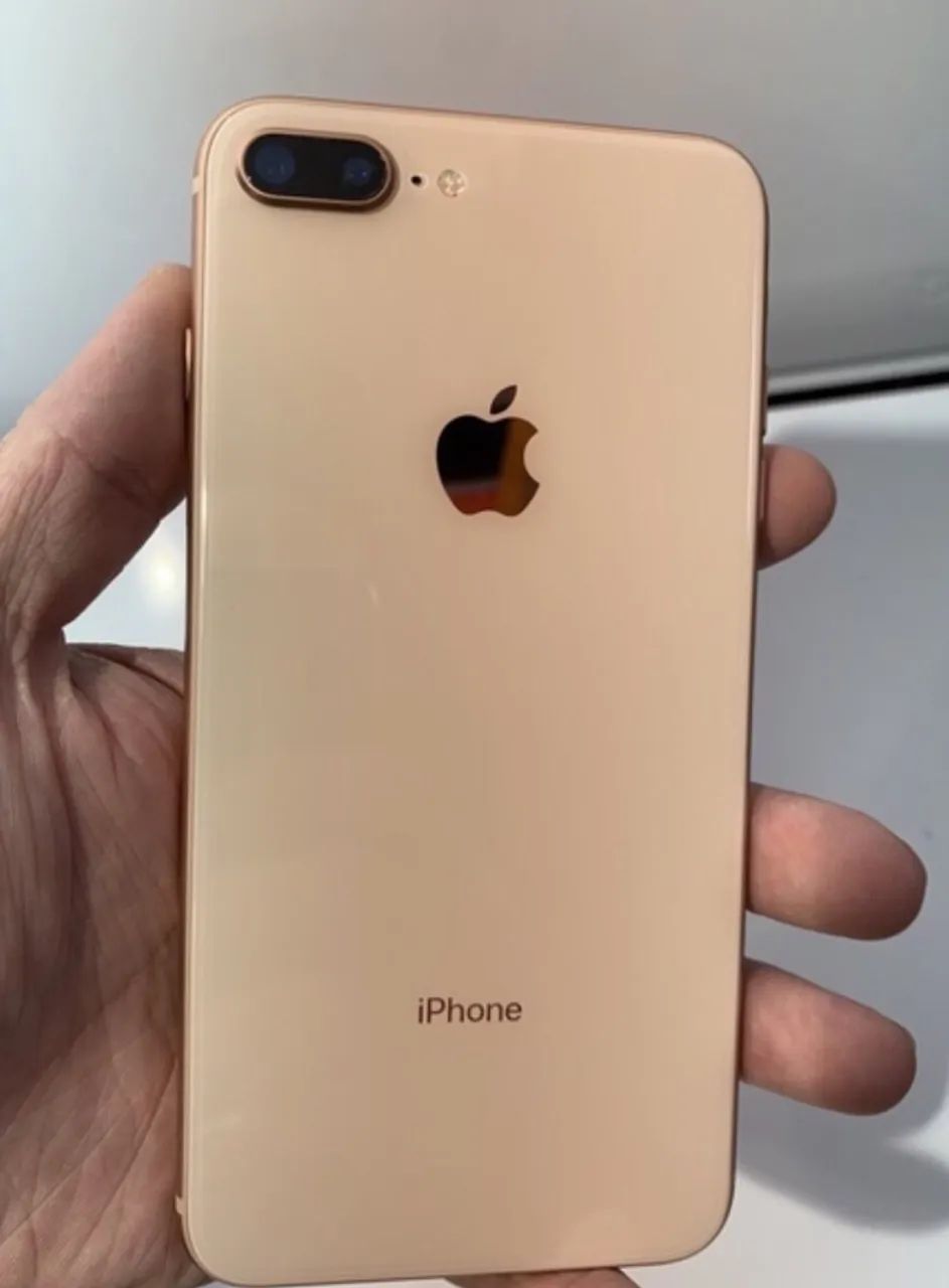 iPhone 8 Plus 