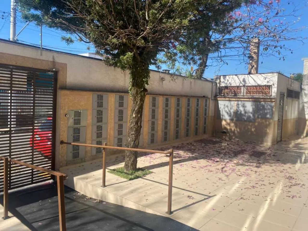 Apartamento com 2 Dormitórios 1 banheiro para Alugar, 40m² - Foto 3