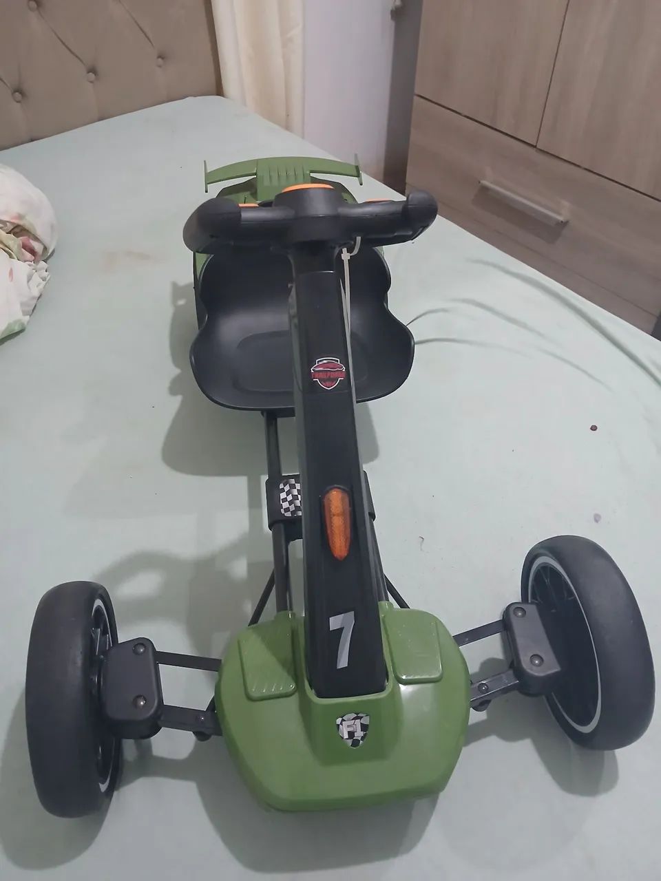 Carrinho de bateria e controle