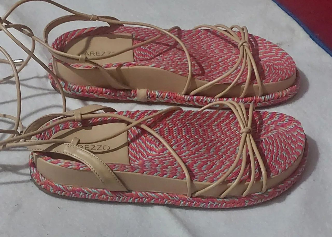 Sandálias flatform nude Arezzo 36 - Foto 2