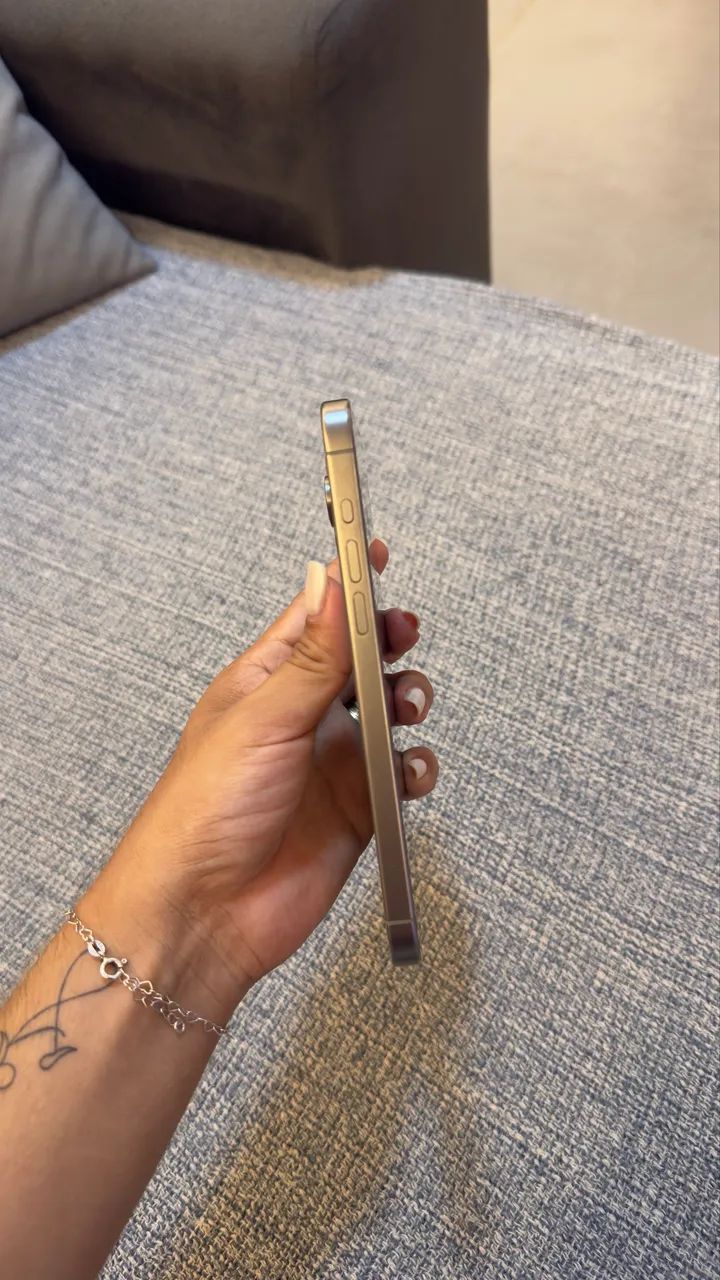 iPhone 15 Pro Max 256G - Foto 4