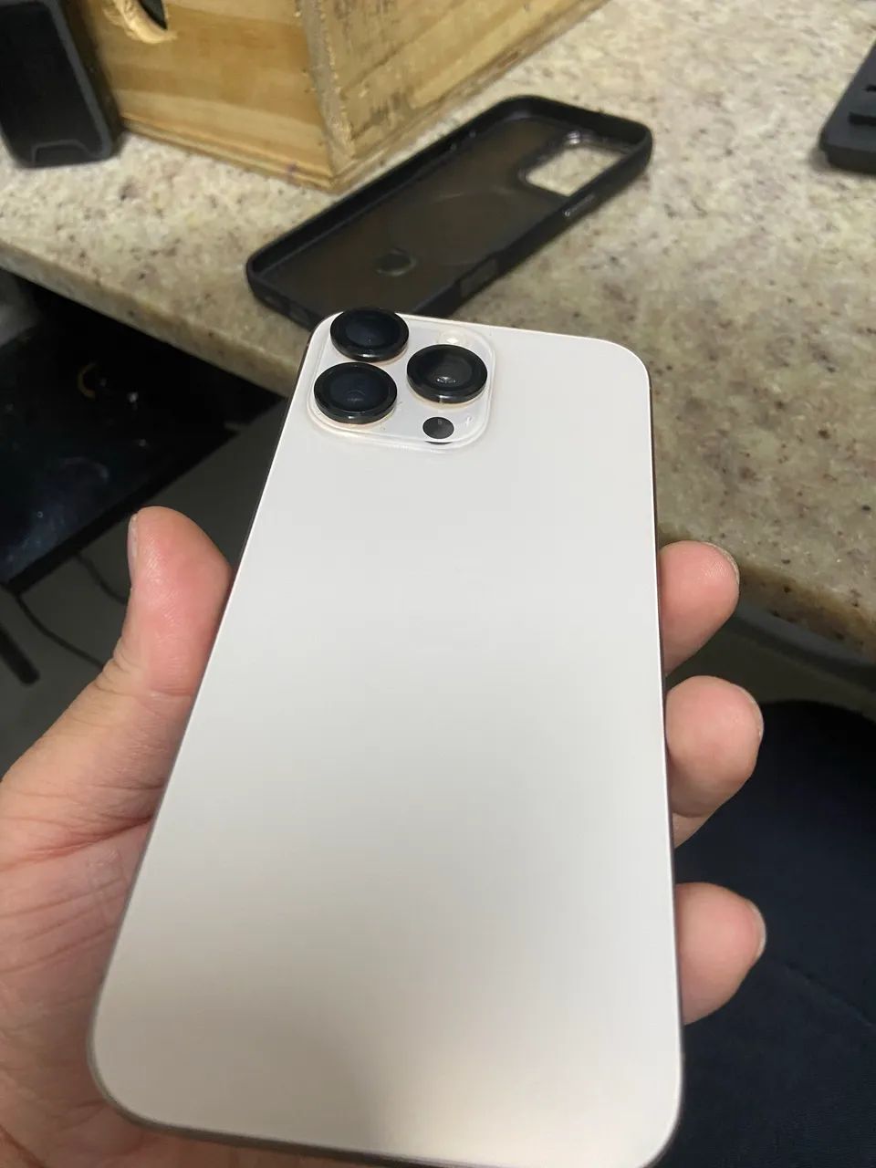 IPHONE 16 PRO MAX 