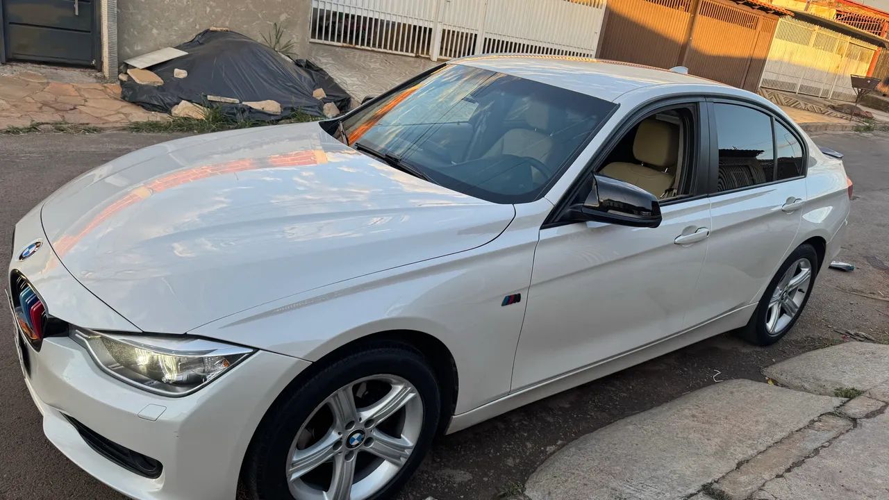 BMW 320I A 2.0 Turbo/activeflex 16V 184cv 4P 2015