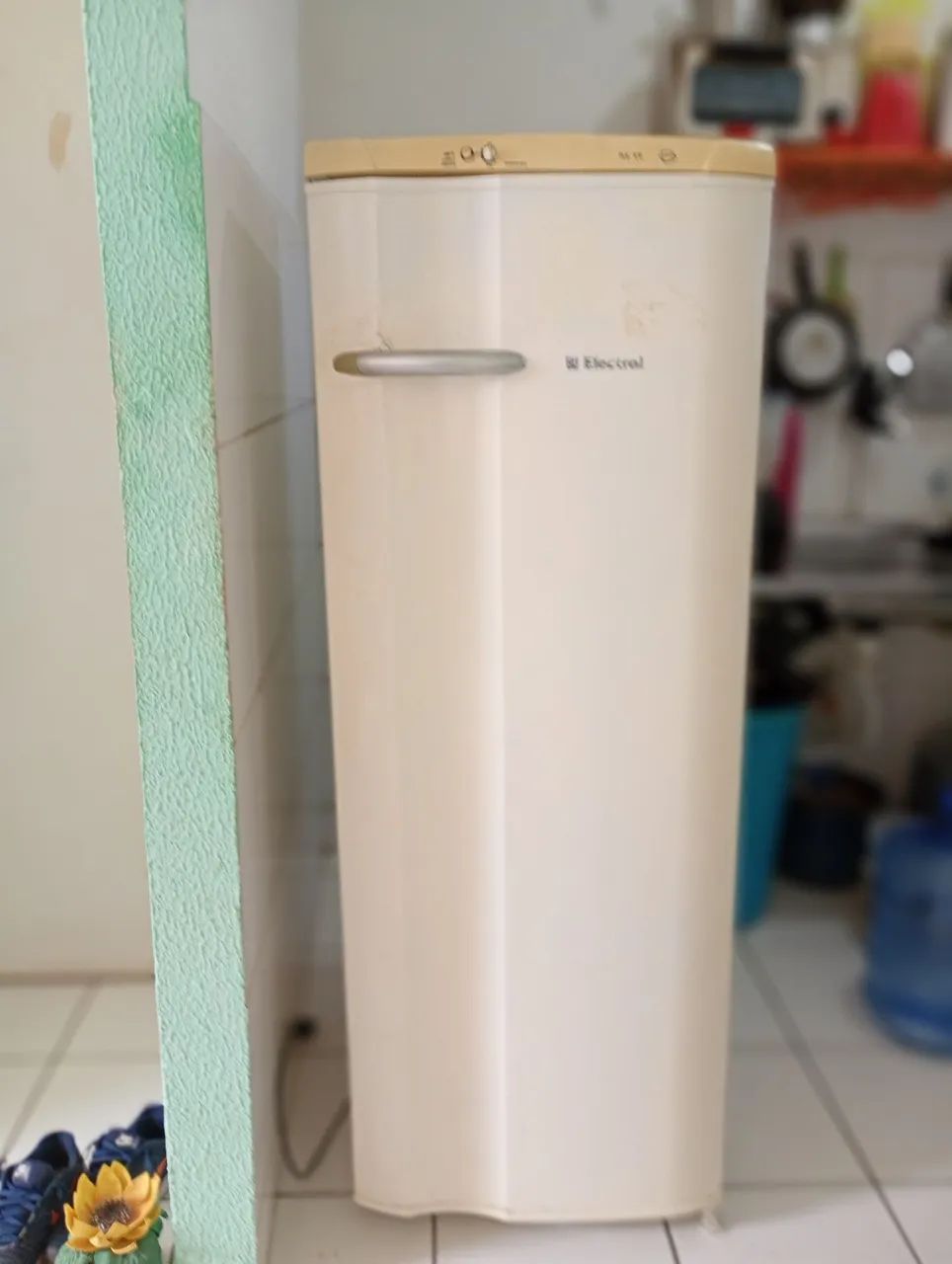 Cadeira, geladeira  - Foto 2
